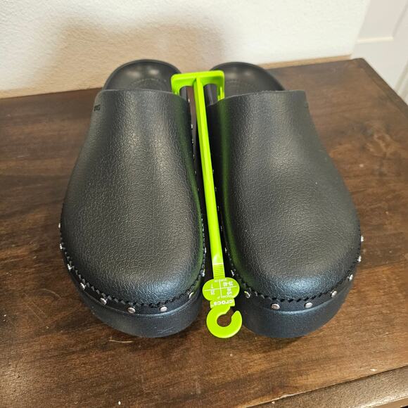 NWOT Crocs Dylan Platform Studded Clogs Size 9 - Picture 1 of 5